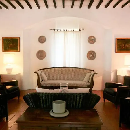 Villa Sleeps 10 Pool Wifi *